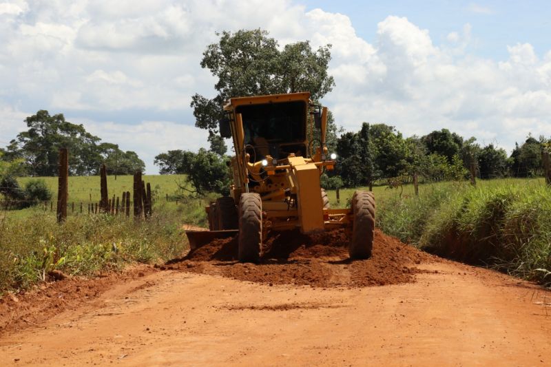 Prefeitura dá atenção à estrutura da malha viária das estradas rurais